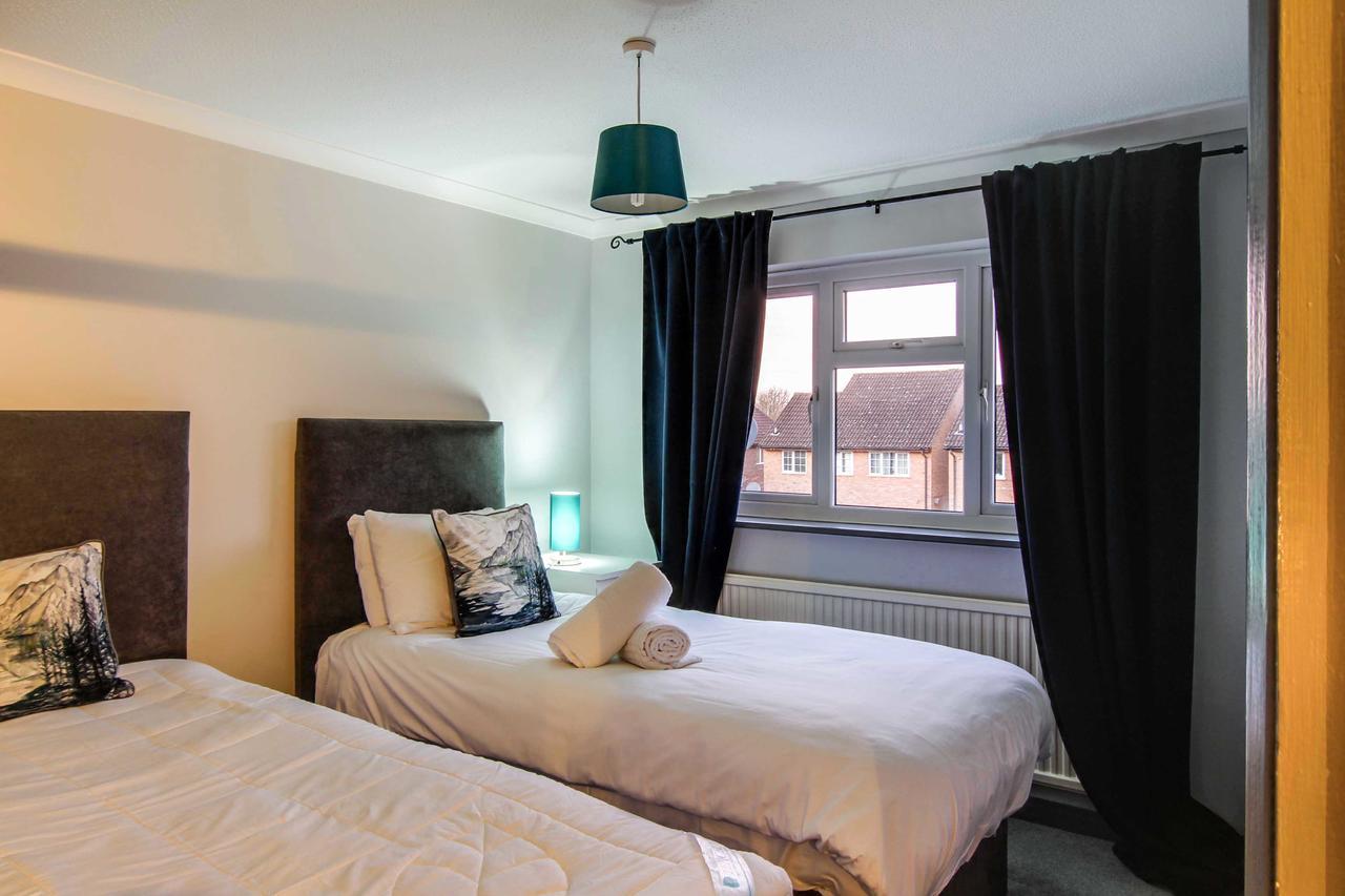 Vila The Marlborough Crawley  Exteriér fotografie